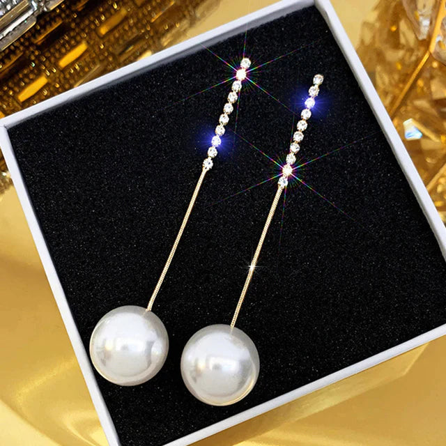 2021 Neue koreanische Art Kontrahierte Herz Perle Ohrringe für Frauen Süße Blume Zirkon Geometrische Stud Ohrring Mädchen Party Schmuck